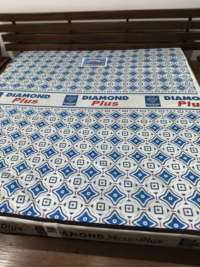 Diamond Plus Foam King size mattress for sale.