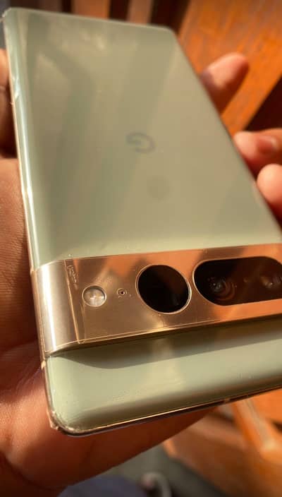 Google pixel 7Pro 12GB RAM 128GB storage 10/9 Condition waterpack