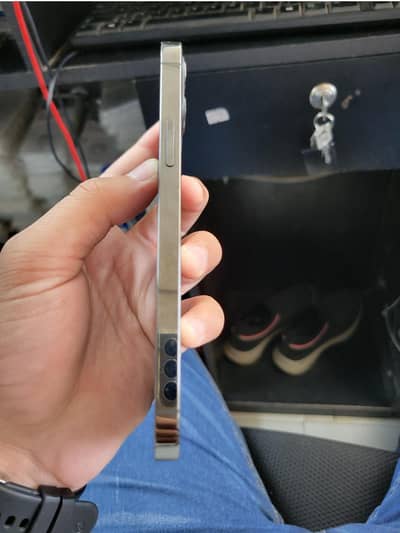 Iphone 12 pro 512gb pta approved