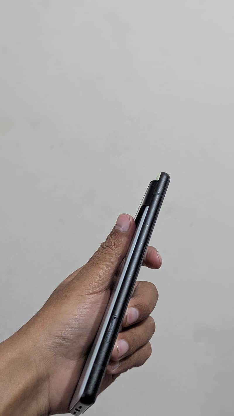 Google pixel 6 4