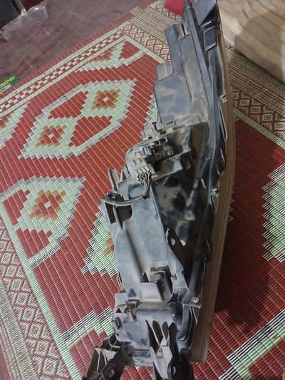 Revo 2017 model head light good condition