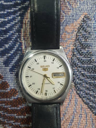 Vintage Seiko 5 Automatic - Textured Waffle Dial