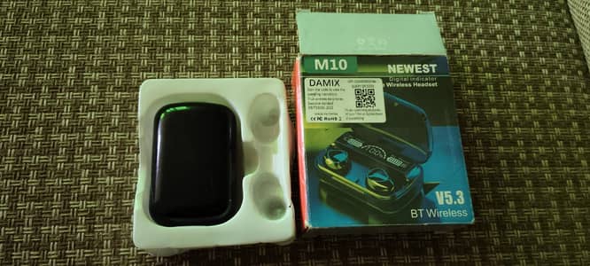 M10 blutooth buds For sale