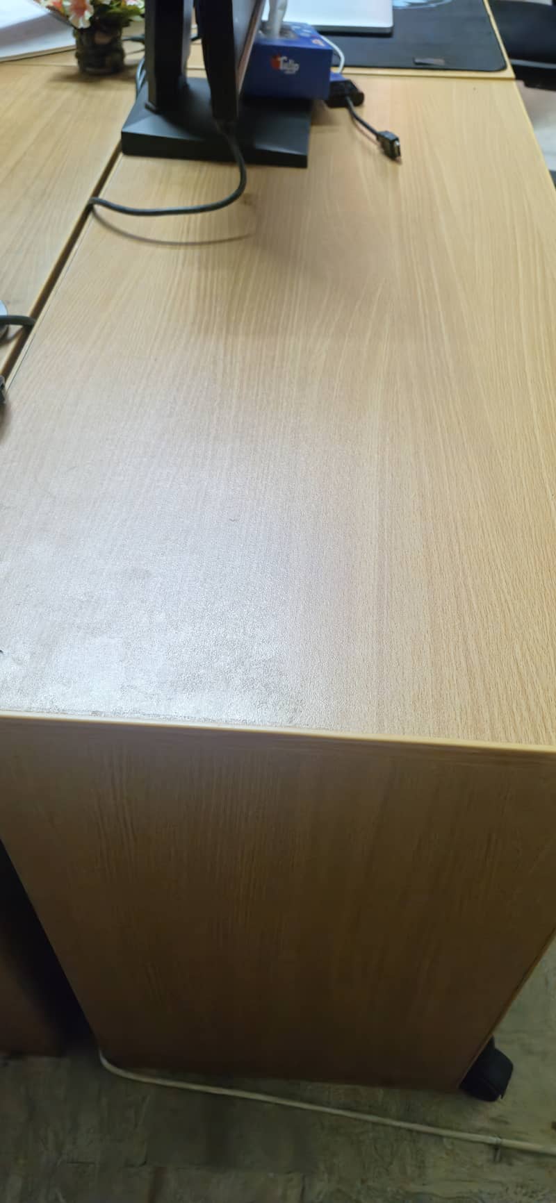 Office Table Workstation 1