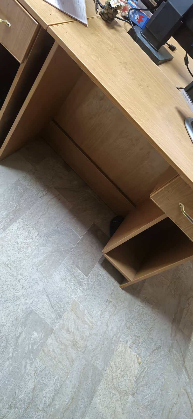 Office Table Workstation 2