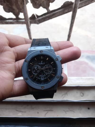 hublot watch hai step Thode purane Hain Sel khatm hai Baki okay Lagi