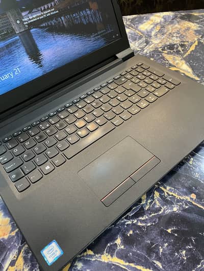 Lenovo laptop i5 6th gen 8/256 ssd