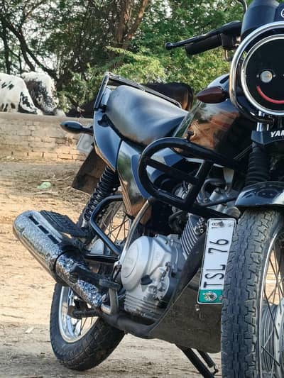 YAMAHA BIKE 0:3:7:1:3:0:0:6:3:2:5:call kr ly jis bhai ny laanaa ho