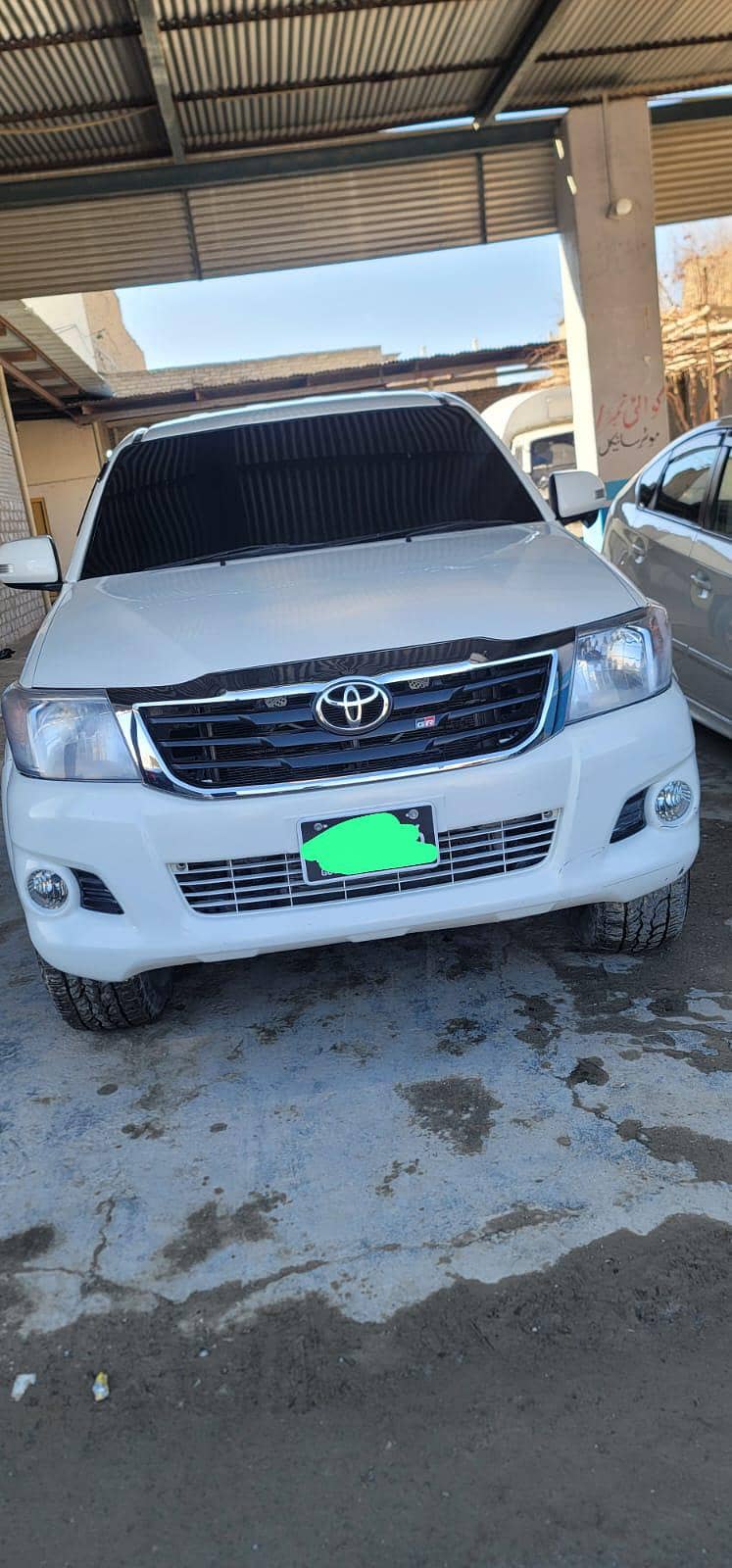 2012 ویگو .  .  .  .  .  .  .  . 0