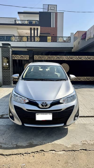 Toyota yaris 1.3 Ative