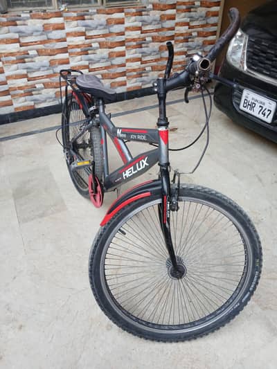 HELUX Joy Ride Sports Bicycle – Excellent Condition | 20k