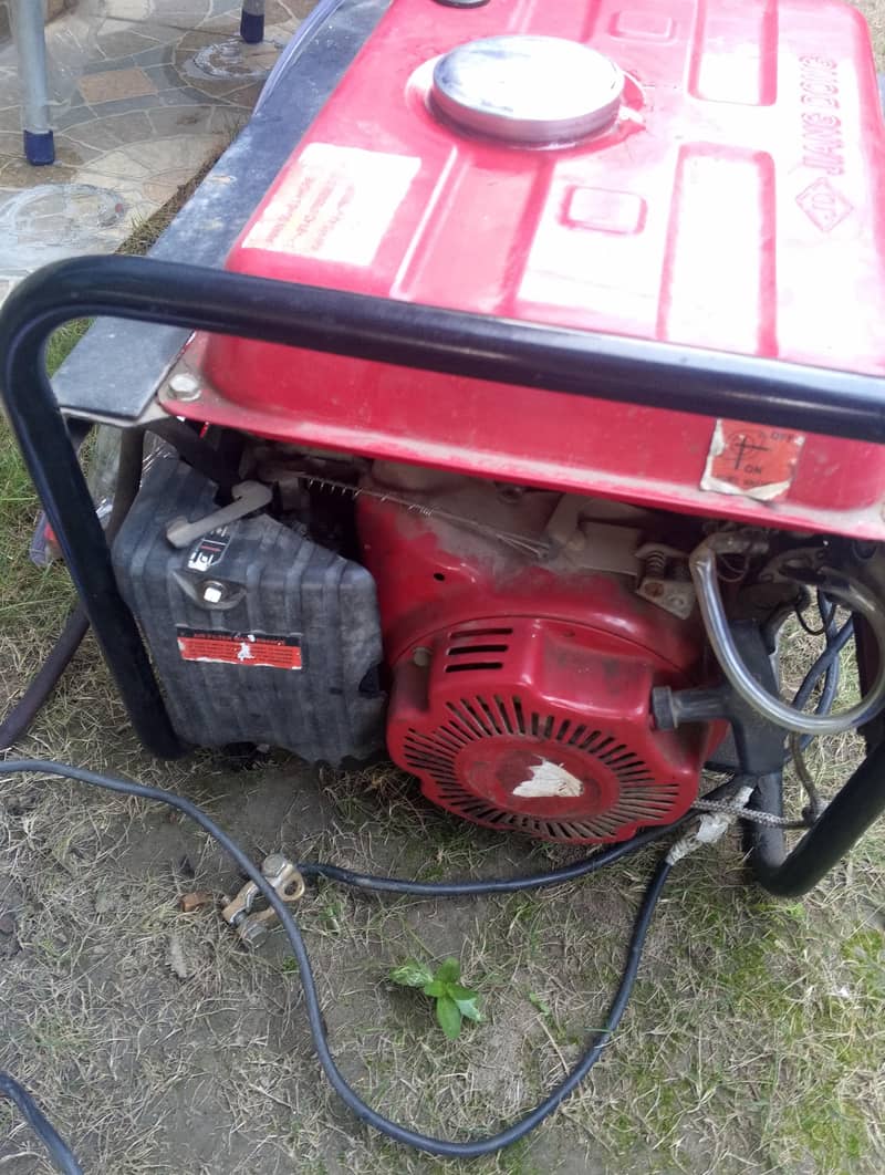 Generator 2000wats 3