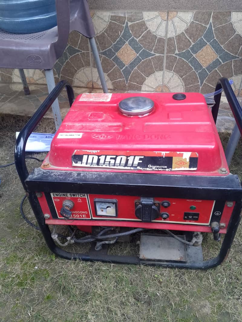 Generator 2000wats 4