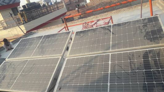 220watt solar panels urgent sale