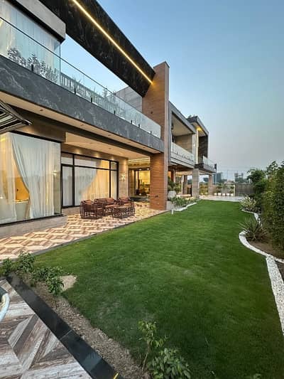 PECHS Farm House For Sale