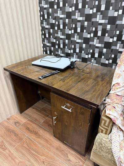 Office Table Full Ok