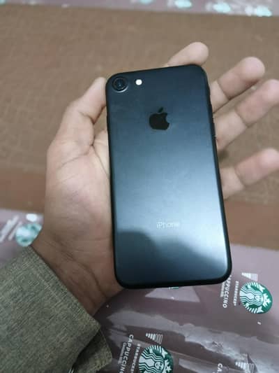 iphone 7 32 GB water pack sim working