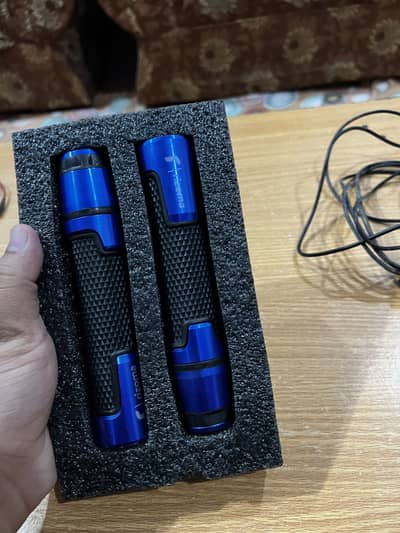 One month use  accessories available honda cg125 in half price