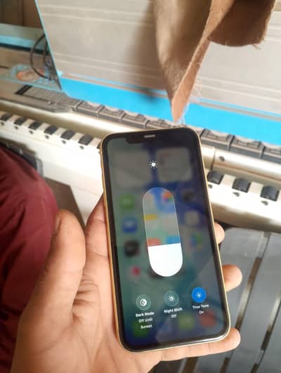 iphone 11 exchange possible 0/3/047361290