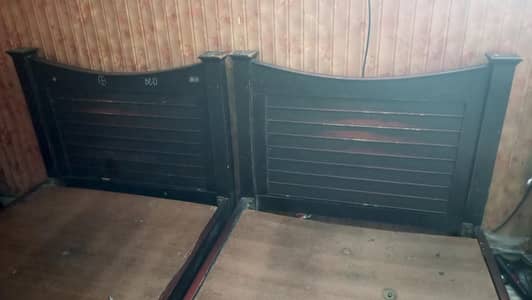 2 Single Beds in only 10000