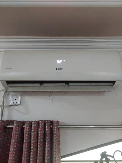 Gree 1.5 ton DC inverter