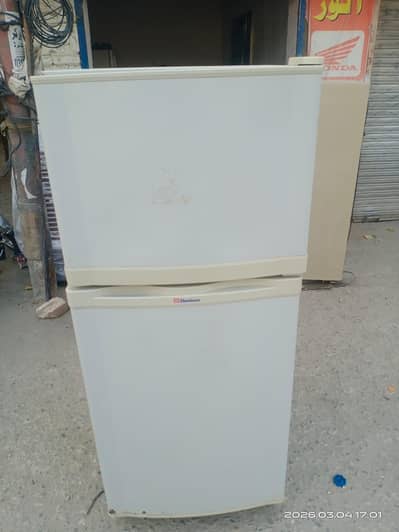 Dawlance refrigerator