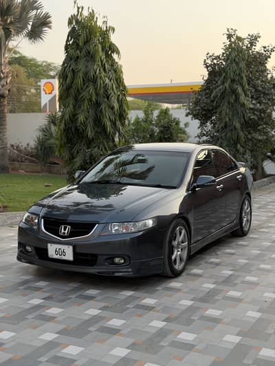 Honda accord 2003 model