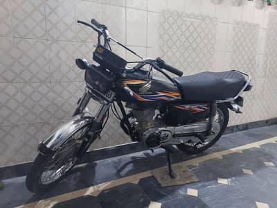 Honda CG 125 Model 2018 Punjab Number