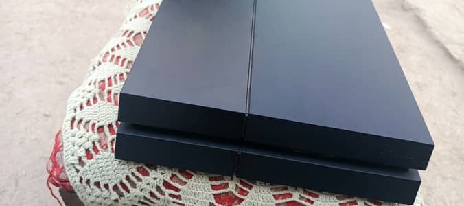 Playstation 4 - PS4 - 1TB (Jailbreak)