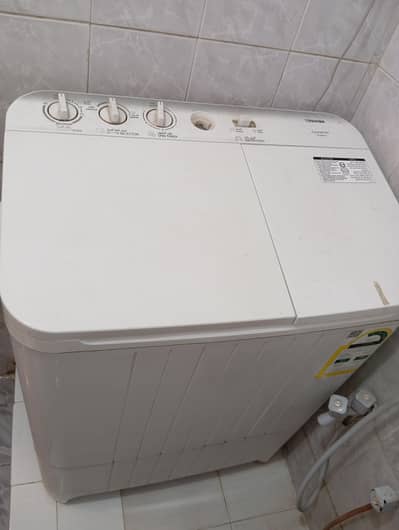 Toshiba washing Machine up for sale in a throw away price