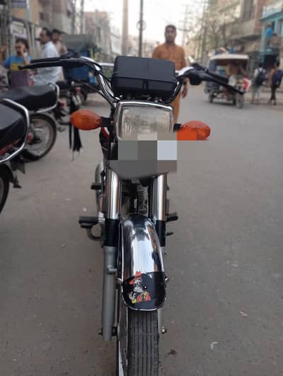 CD 125 Brand new condition