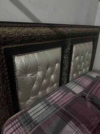 King size bed with mattress