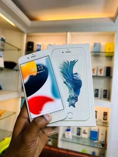 iphone 6 s plus 128 GB my WhatsApp number 0325 5503411