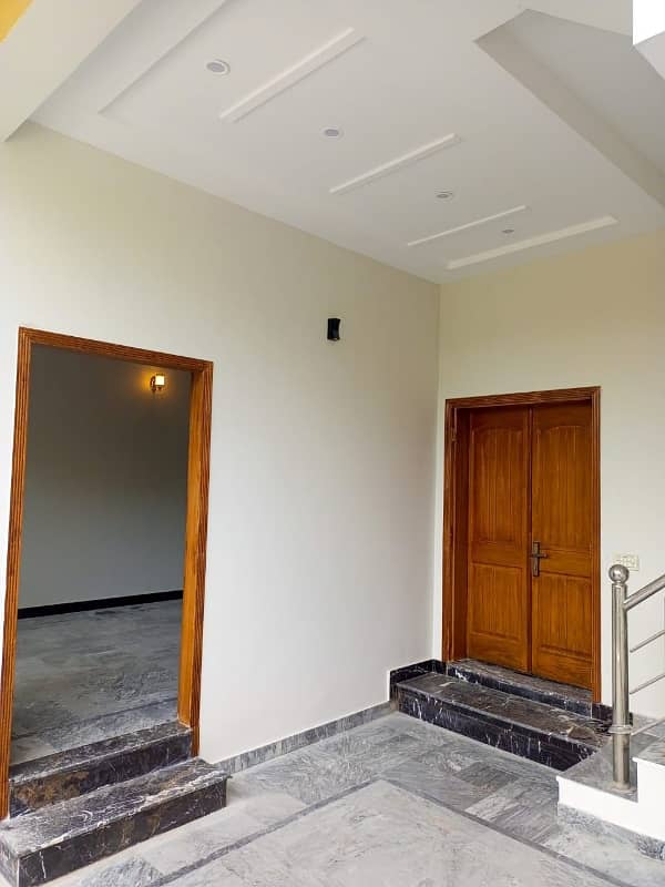 5مرلہ گھر برائے رینٹ 2