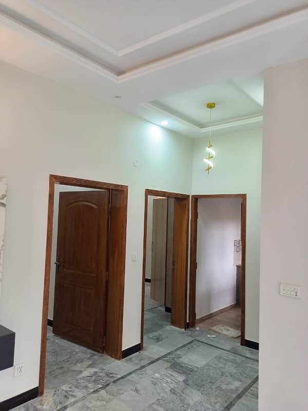 5مرلہ گھر برائے رینٹ 13