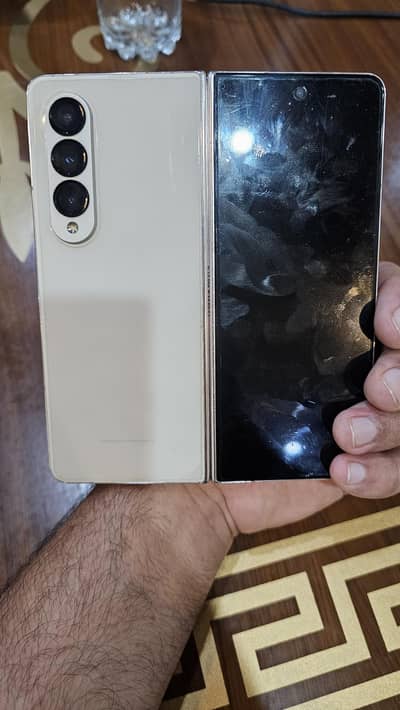 Samsung fold 4