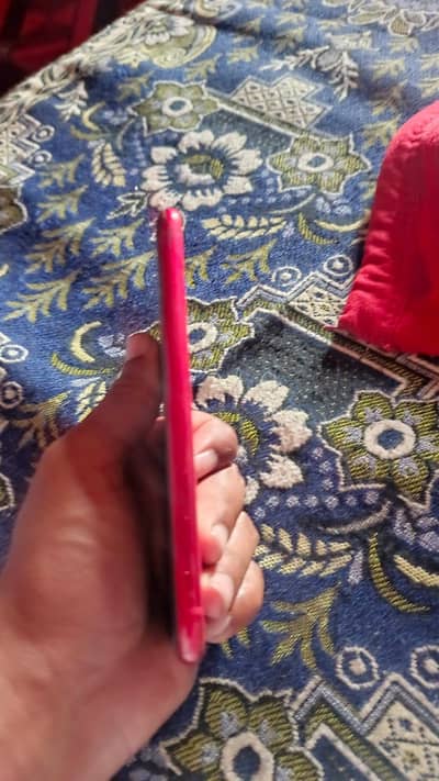 10/10 condition Waterpack 2month sim working