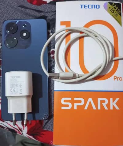 10/10 Condition Original Box Charger Available