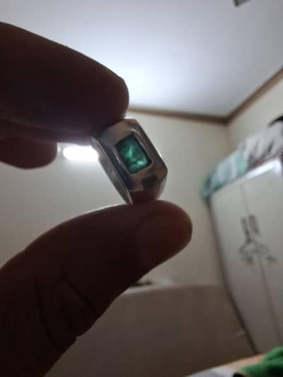 swat emerald ring , size 17