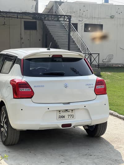 Suzuki swift 1.2 glx top of the line