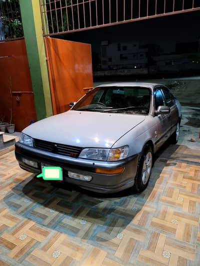 TOYOTA COROLLA MINT CONDITION.