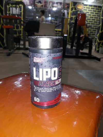 LIPO 6 CAPSULE AND WHEY GOLD PROTEIN