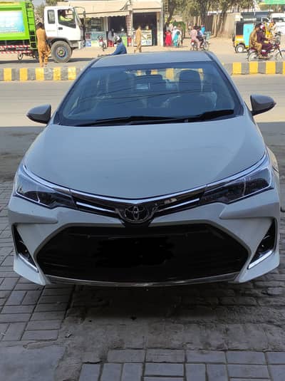toyota corolla GLi 2018