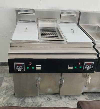 New Double Fryer plus Sizzler