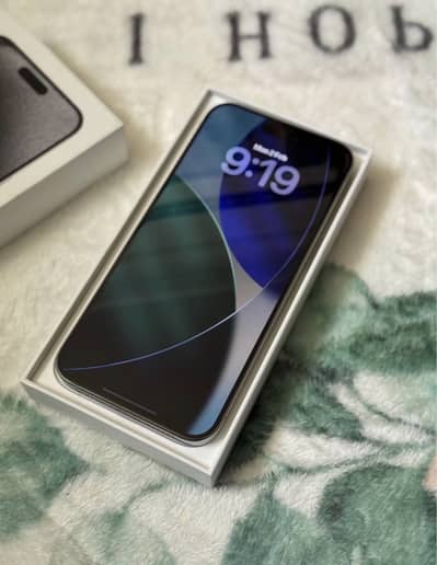 Iphone 15 pro max factory unlock 256gb