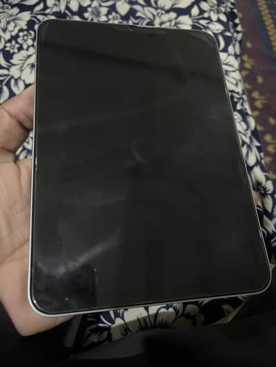 iPad Mini 7 - like brand new with box charger 128GB
