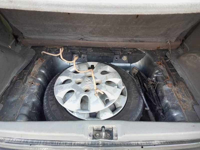 2004 فل اپشن سینٹر  فیملی استعمال نیو کار 1