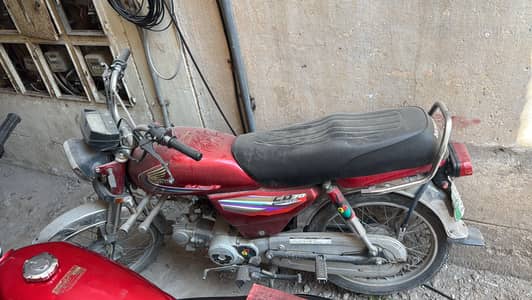 Honda cd-70 2014 model