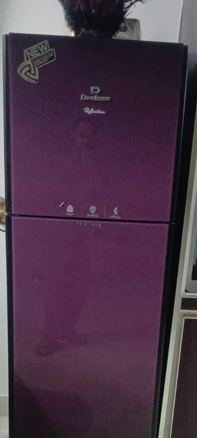 Fridge/Dawlance glass Refrigerator/100 percent working