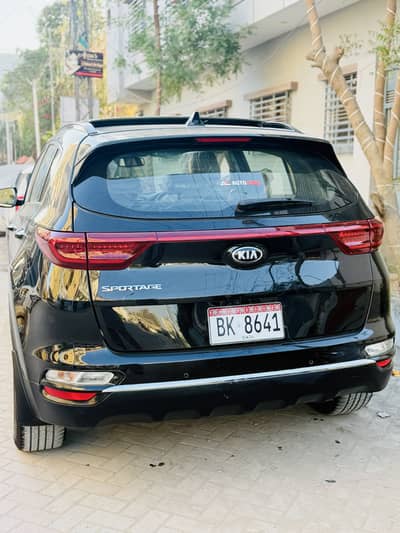 Sportage AWD full option bumper to bumper orignal